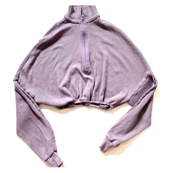 Vintage Tops - Vintage cropped halfzip sweatshirt in dusty purple